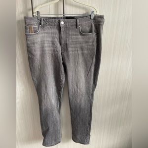 White House Black Market Grey Wash Mid Rise  Slim Jeans Size‎ 18